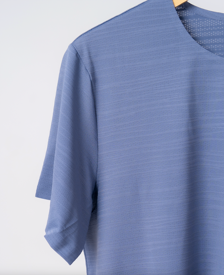 A close up of the omaha all rounder performance t-shirt made out of high quality lightweight fabrics that are durable so the wearer is ready for what the day demands.